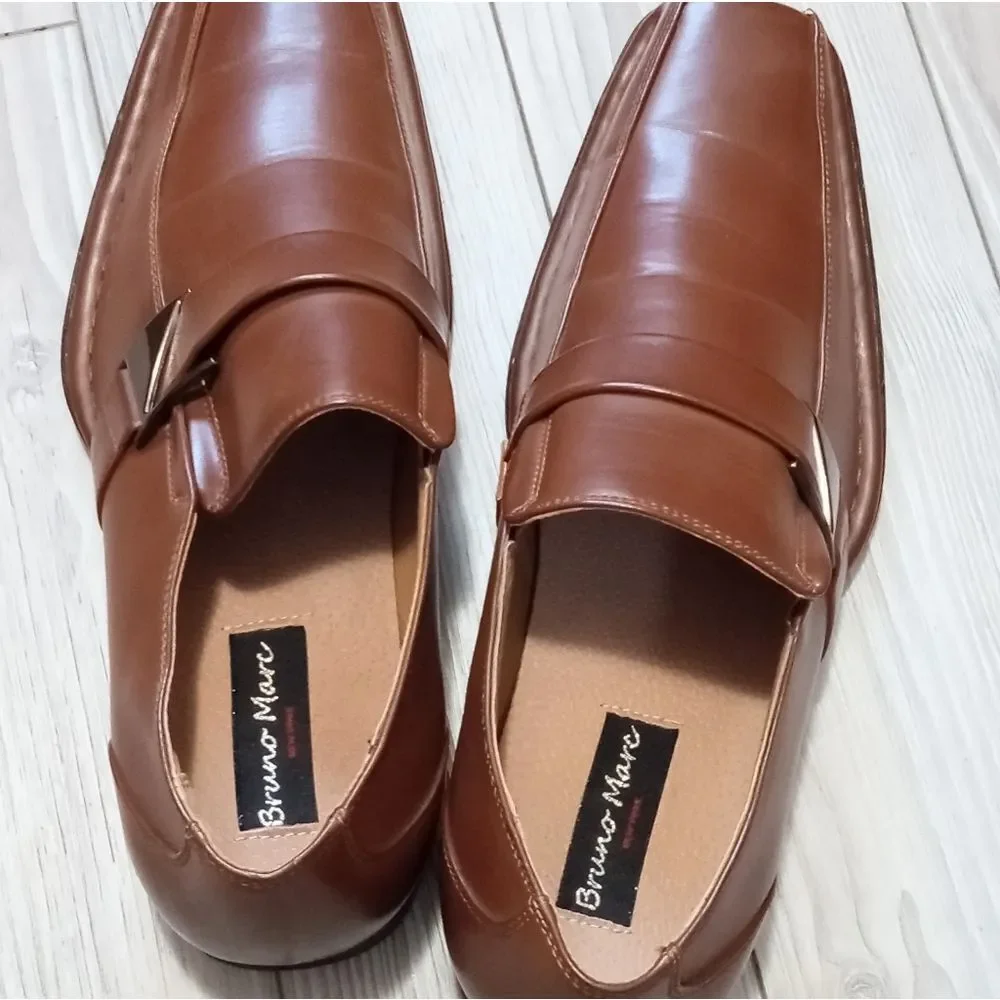 (84-4449)  Bruno Marc Men Oxfords Fashion Square Toe Shoes Slip On Loafer Sz 10.
